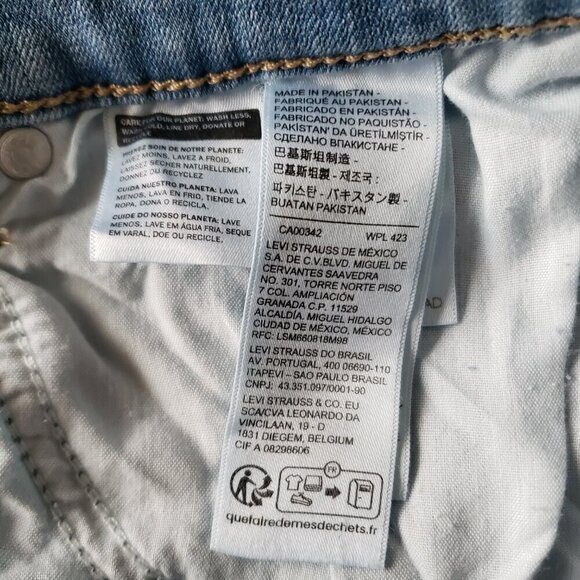 NWT - Levi's Boyfriend Hypersoft Jeans - Size 33x27 - Picture 6 of 6